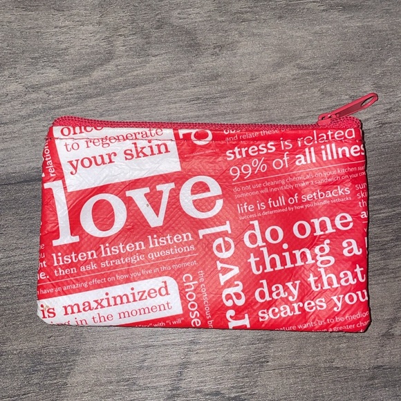 Lululemon Sleeveless shirt top New size 6 + shopping bag large + wallet pouch - Picture 13 of 15